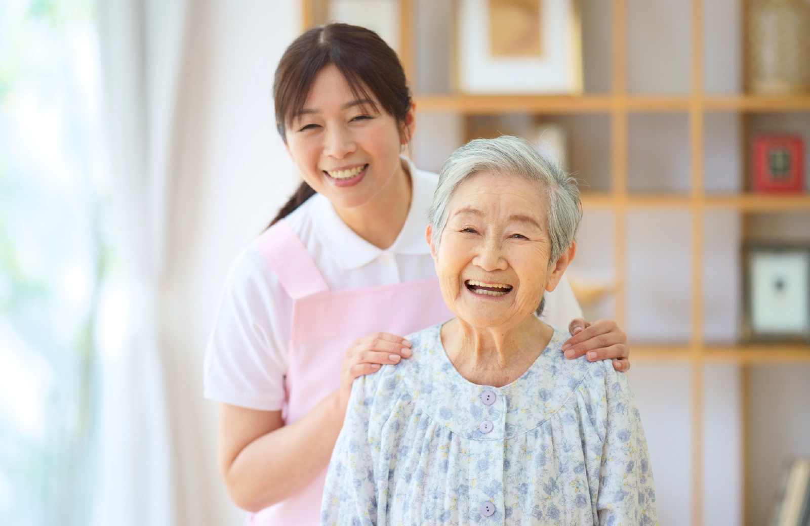 孤立を防ぐ、現場を支える｜つながりサポート